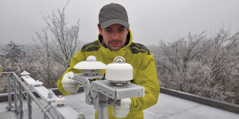 Hukx model SR30 (at the front) is the first heated pyranometer, compliant with the requirements of IEC 61724-1 for Class A monitoring systems. It mitigates dew and frost as seen on the non-heated pyranometer at the back: dew and frost deposition on the pyranometer dome reduce data availability and accuracy.